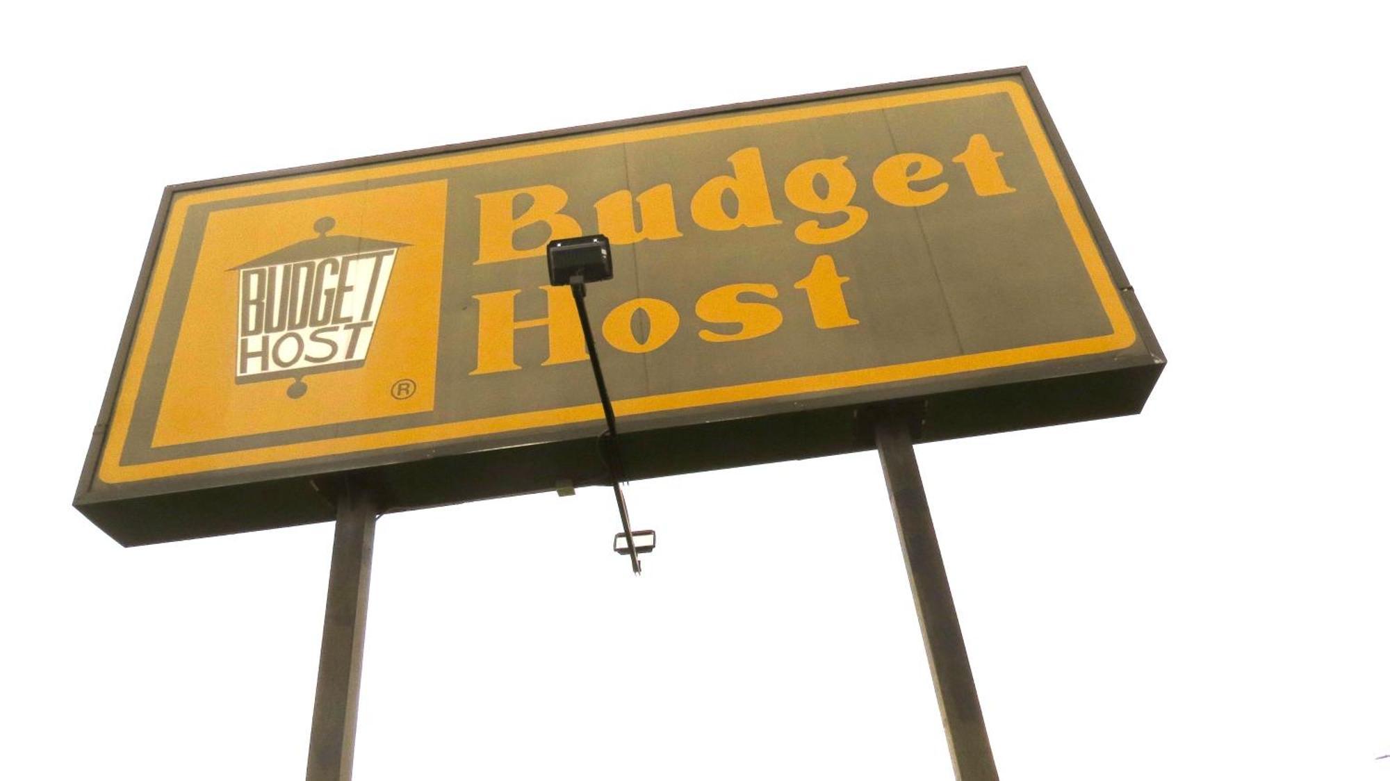 Budget Host Airport Inn Waterville Buitenkant foto