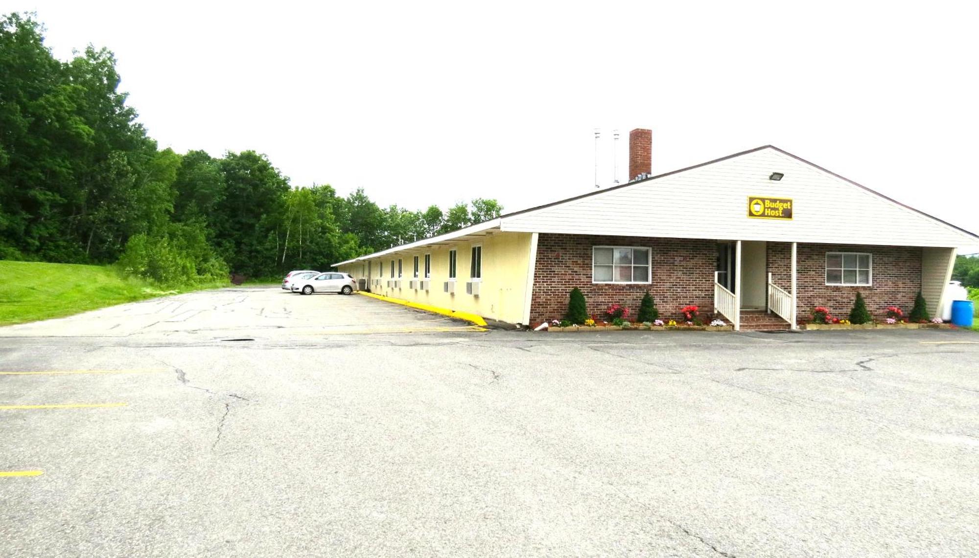 Budget Host Airport Inn Waterville Buitenkant foto