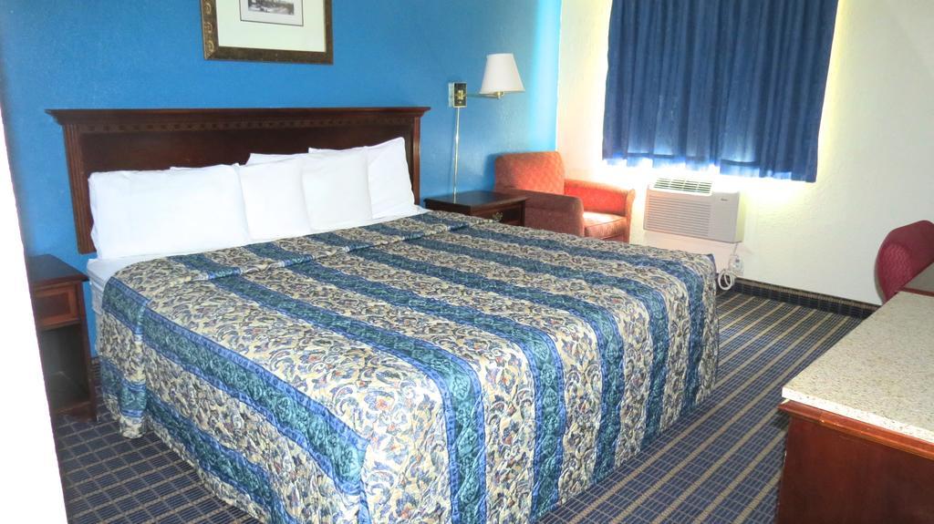 Budget Host Airport Inn Waterville Kamer foto